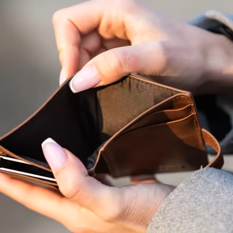 [법률정보]카드깡의 위험성과 개인회생 가능성_800x800.png